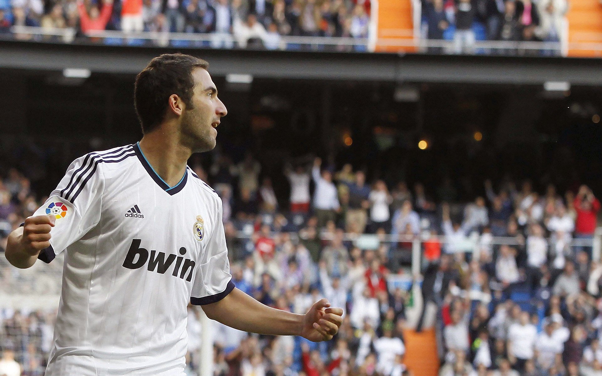 九游娱乐APP-意甲最强反击：瞬间突破，精彩无限！，意甲有哪些厉害的球队